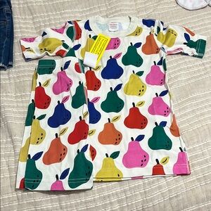 Hanna Andersson Pear set Short Sleeve Tee/shorts